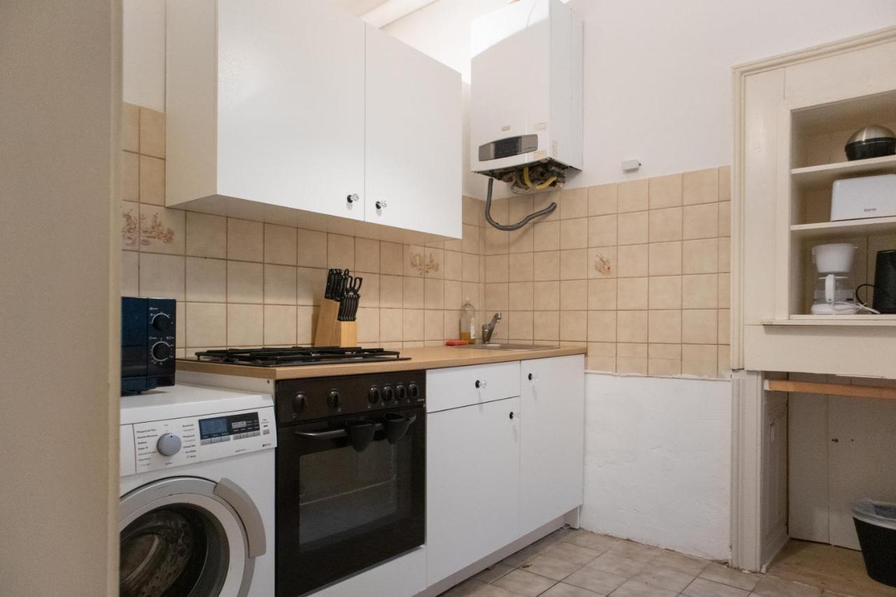 Roomy 2Br Apt. Near Akh -Perfect For Longstays فيينا المظهر الخارجي الصورة